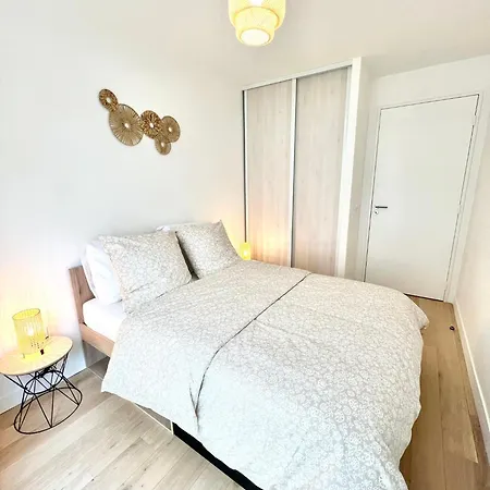 Appartement Neuf Et Spacieux Clichy Exterior photo
